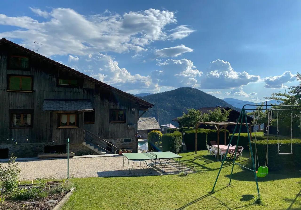 La Ferme Des Cousines Apartman Saint-Sigismond  Kültér fotó