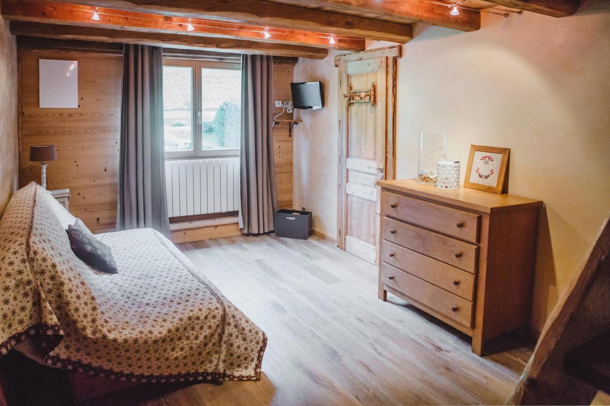 La Ferme Des Cousines Apartman Saint-Sigismond  Kültér fotó